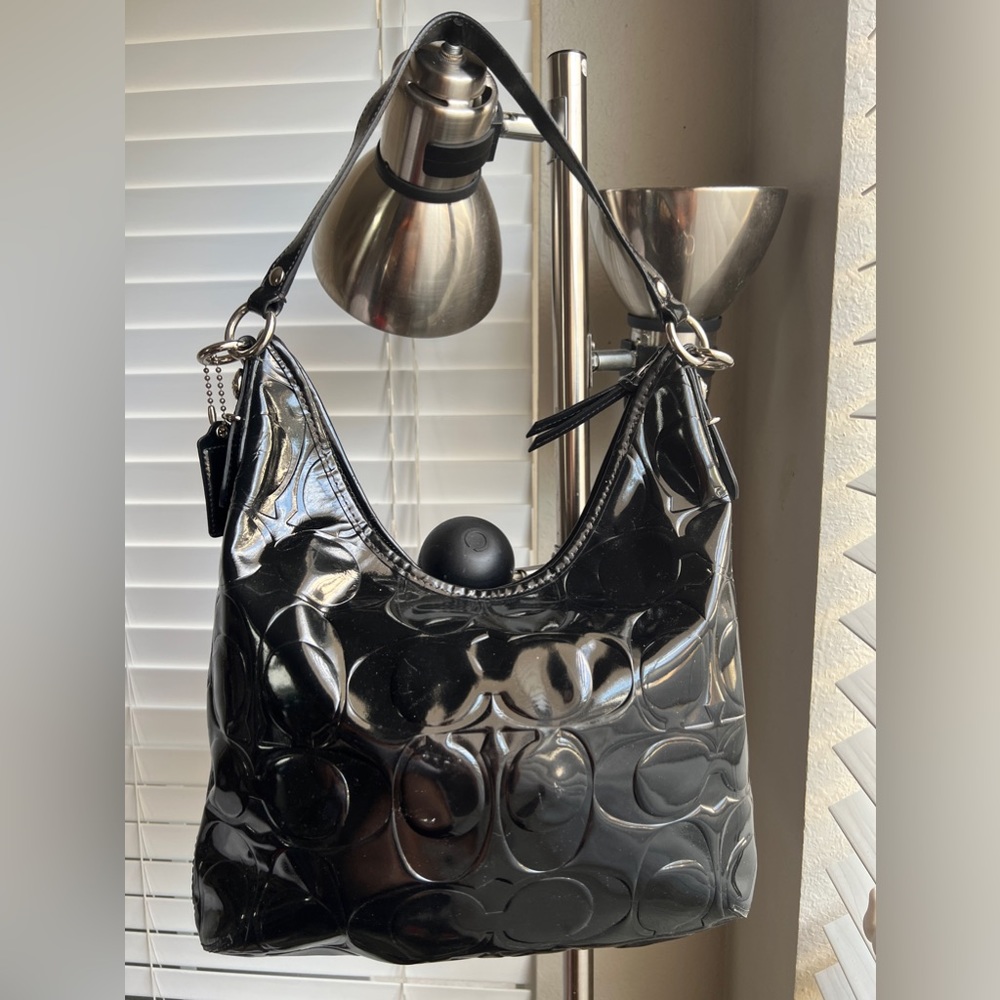 EUC Coach Black Patent Leather Hobo Bag